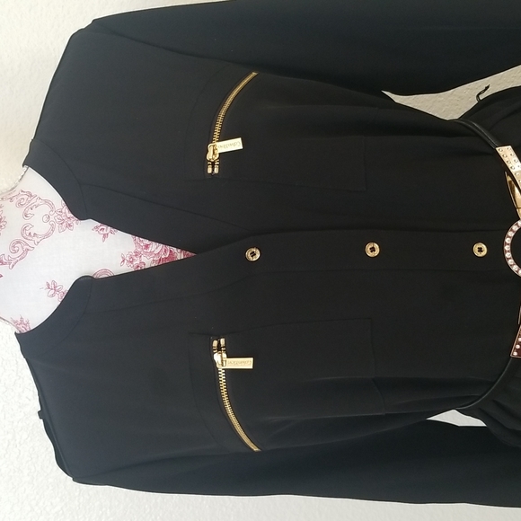 Calvin Klein - Picture 2 of 9